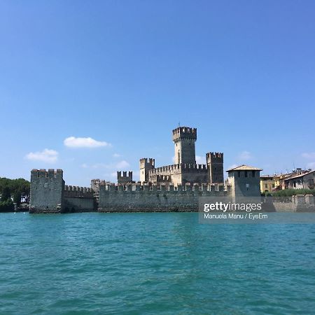 La Lampara Сирмионе Экстерьер фото